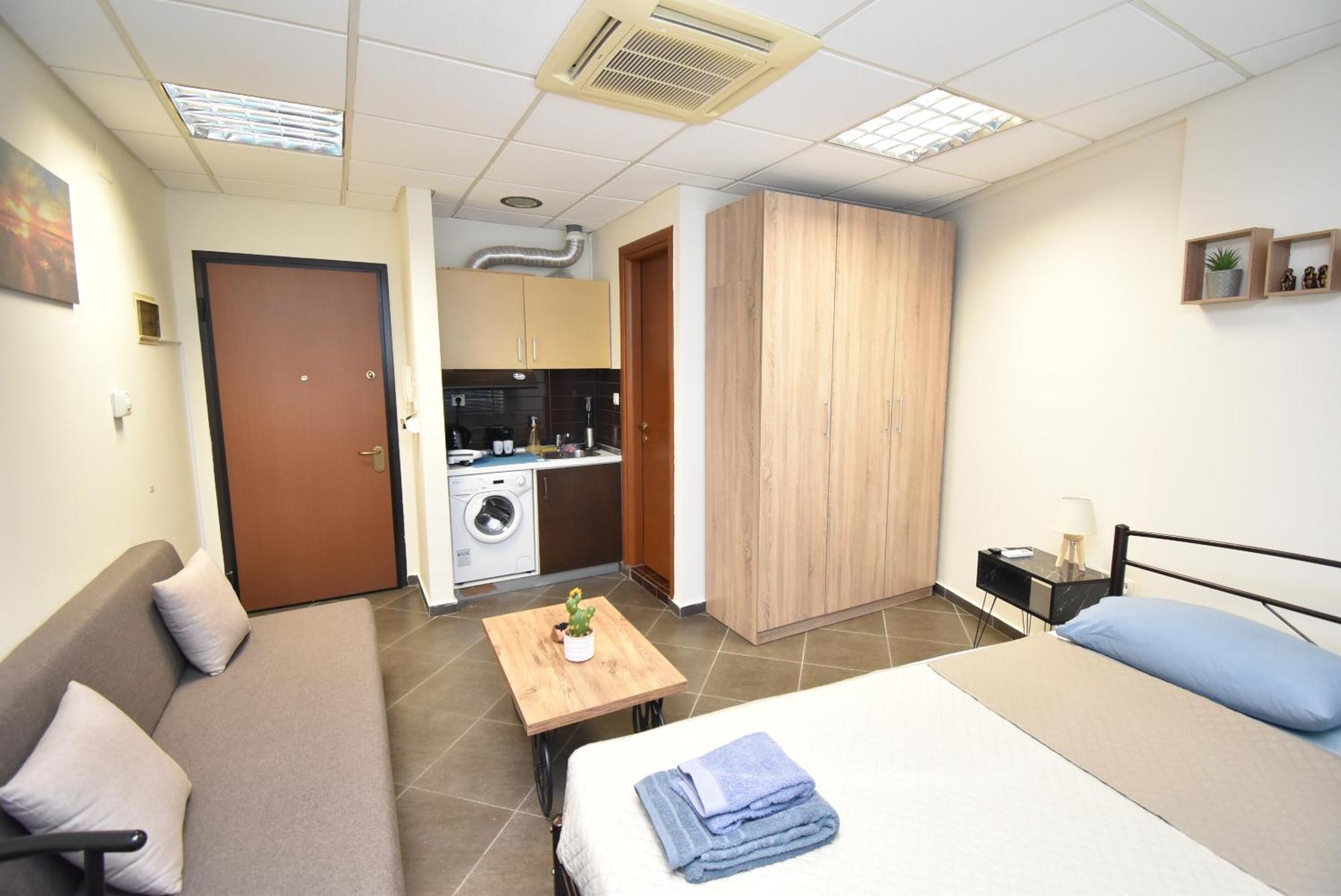 Center4city-apartment * Salonic